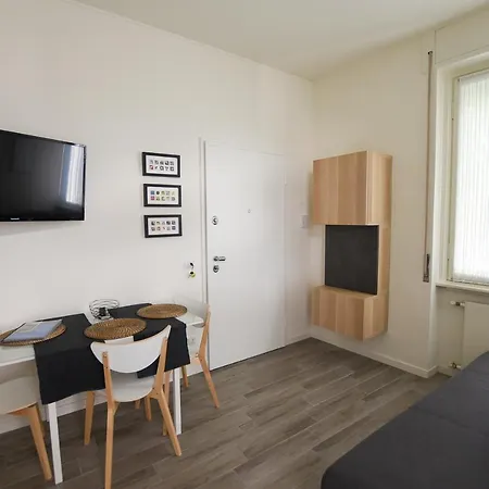 Lake Como Holiday Apartments Apartment