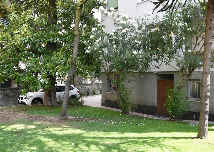 Lake Como Holiday Apartments * Como