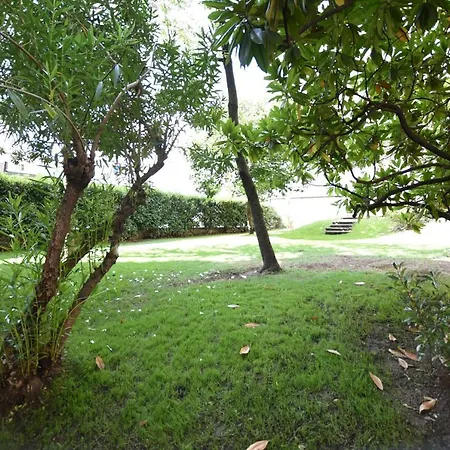 Lake Como Holiday Apartments *