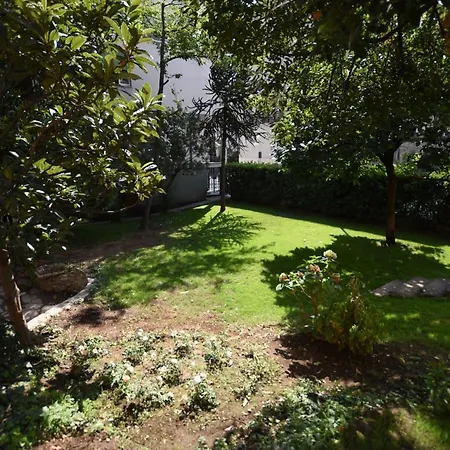 Lake Como Holiday Apartments Appartamento *