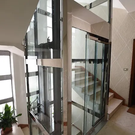Lake Como Holiday Apartments Apartment