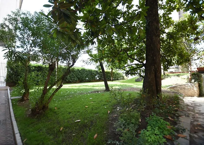 Lake Como Holiday Apartments Appartamento